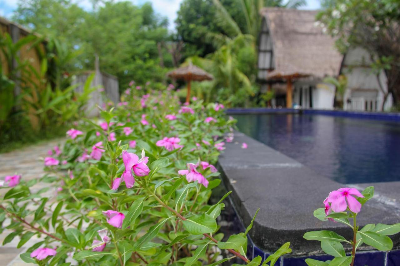 A Pousada Lucky'S Gili Air Exterior foto